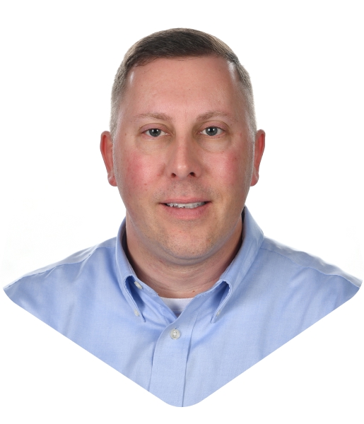 Team member headshot of Joe