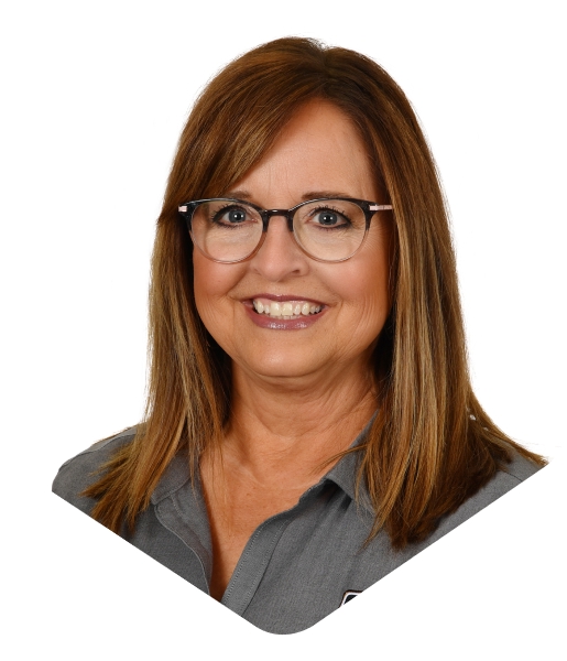 Team member headshot of Lisa